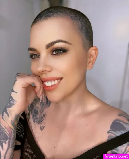 Gira Tina OnlyFans Thumbnail #dncGWSazEh