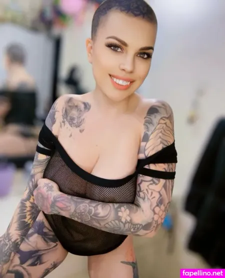 Gira Tina OnlyFans Thumbnail #nJMW0gGVwb