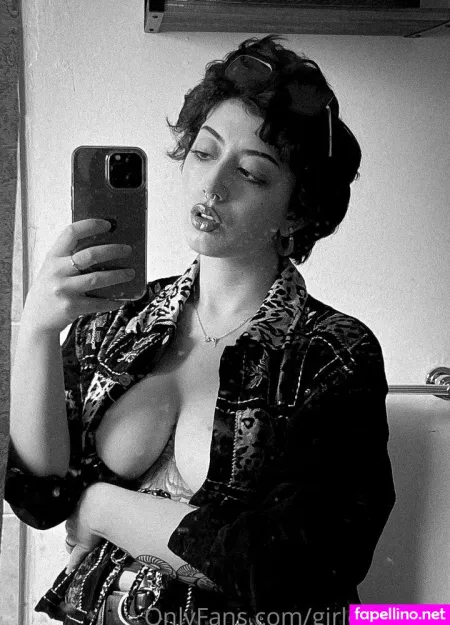 Girldefeated OnlyFans Thumbnail #63RvxvdRB4