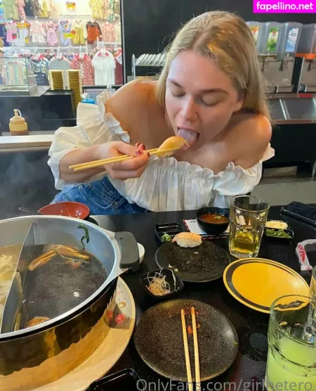 Girlflexi OnlyFans Thumbnail #AoMwtbFxZK