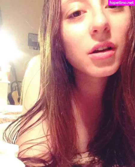 Girlfriend Reviews OnlyFans Thumbnail #FFA3F7LzIS