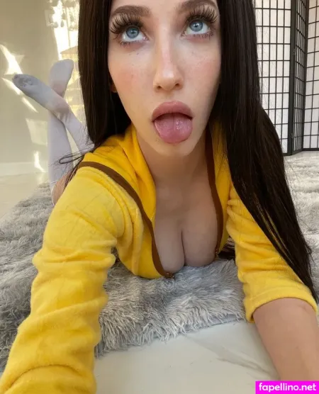 Girlfriend Stella Freshmancheerleader OnlyFans Thumbnail #UMCSCUfz5l