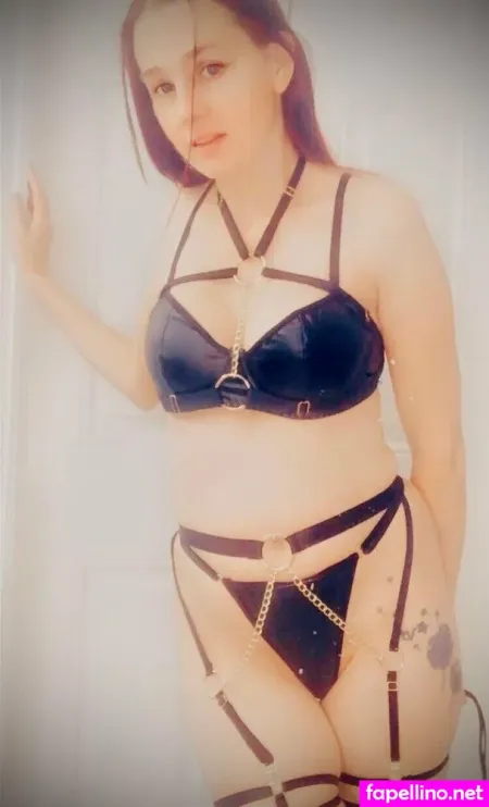 Girlonfire 19 OnlyFans Thumbnail #AGb1pP1Gf2