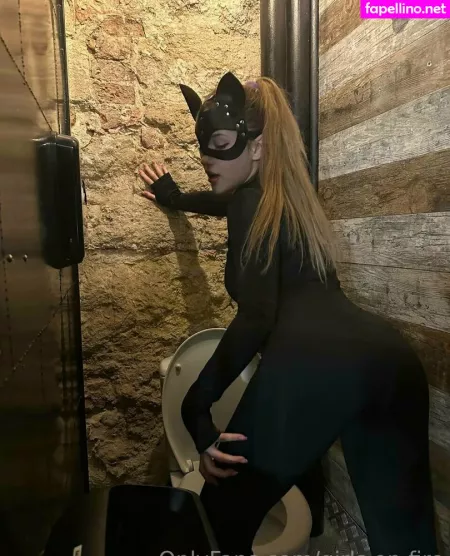 Girls On Fire OnlyFans Thumbnail #k2zePdtBLd