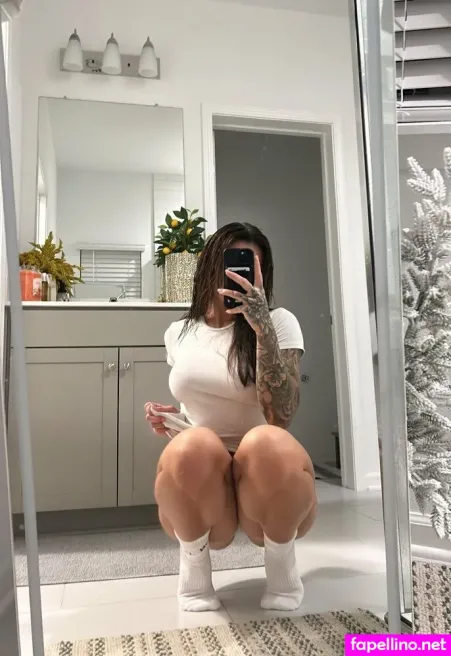 Girls With Calves Main Profile Photo
