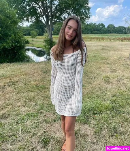 Girlwithherbow02 1 OnlyFans Thumbnail #YiHsJMGeL5