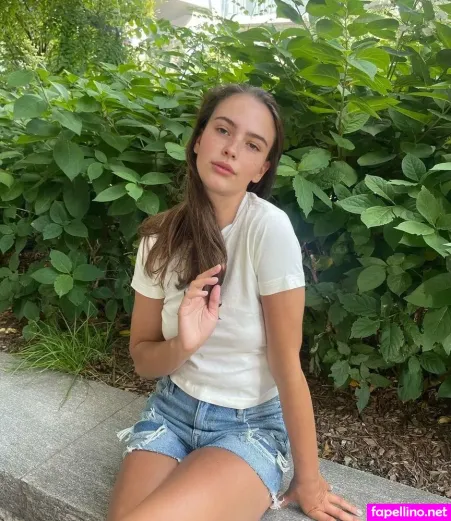 Girlwithherbow02 1 OnlyFans Thumbnail #jrMYeaIdLs