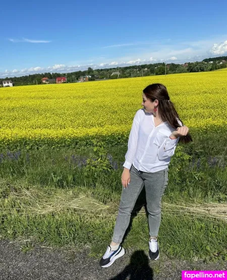 Girlyours001 OnlyFans Thumbnail #OQTyKbsBUE