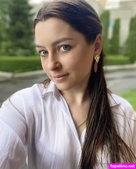 Girlyours001 OnlyFans Thumbnail #aW2qqBDVYm