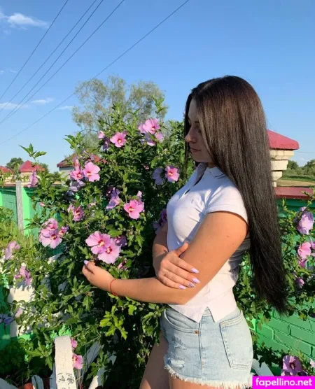 Girlyours01 OnlyFans Thumbnail #ReRjBr5fdk