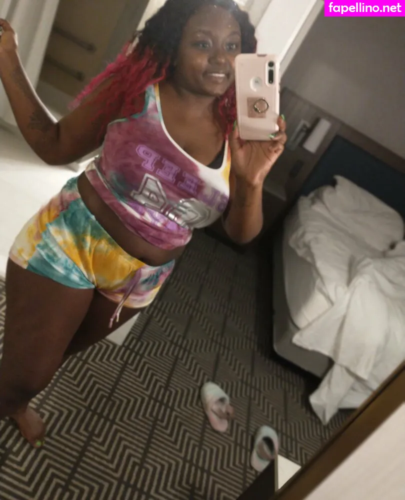 girlyvixxxen Nude Leaked OnlyFans Photo #3adjraVYgO