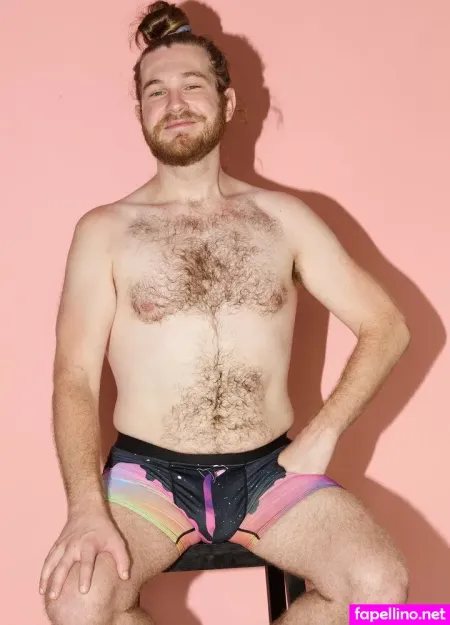 Girthbrooksof OnlyFans Thumbnail #3myynVdxom