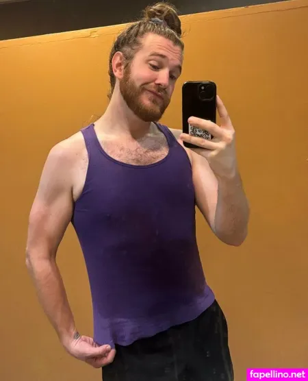 Girthbrooksof OnlyFans Thumbnail #VzeC8H941e