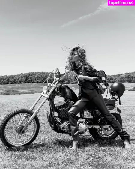 Gisele Bundchen OnlyFans Thumbnail #B9o2900b8s