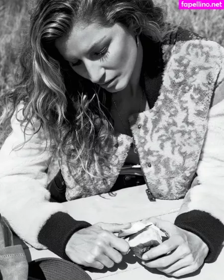 Gisele Bundchen OnlyFans Thumbnail #RY1bHXaCeP