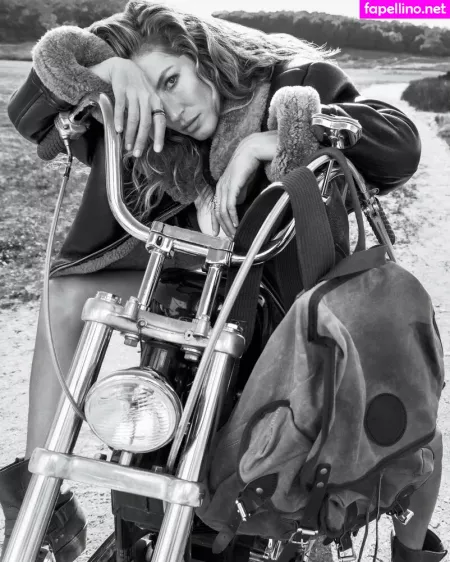 Gisele Bundchen OnlyFans Thumbnail #T1FAfC2Och