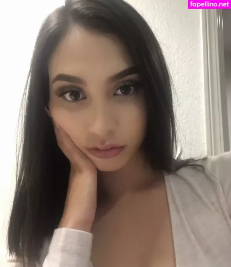 Giselle Calzadillas OnlyFans Thumbnail #5jz396ItFk