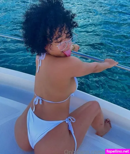 Gissel 23 OnlyFans Thumbnail #e8XgsTUofc