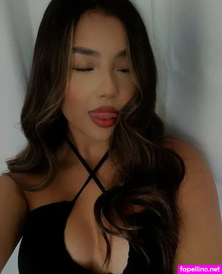 Gisselle Next Door OnlyFans Thumbnail #wIyDFDliU8