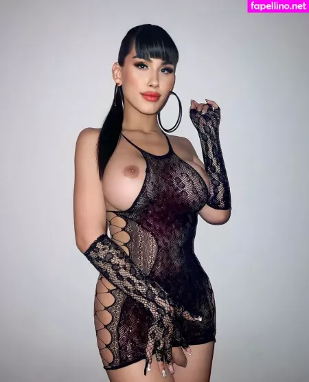 Giuli Turns OnlyFans Thumbnail #AkRTxnFtdv