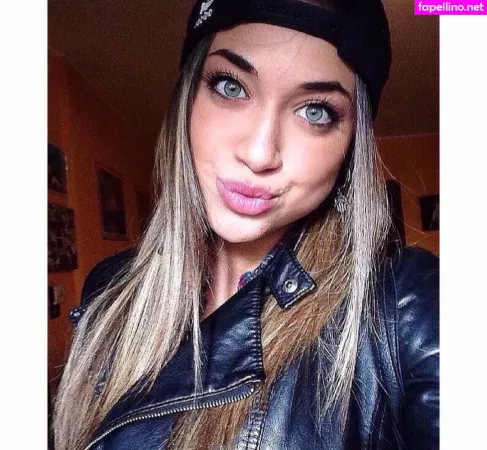 Giulia Colasante OnlyFans Thumbnail #Q8wWDCjFv8