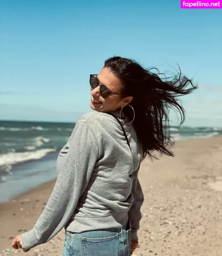 Giulia Daqna OnlyFans Thumbnail #4LfNxjC2wo