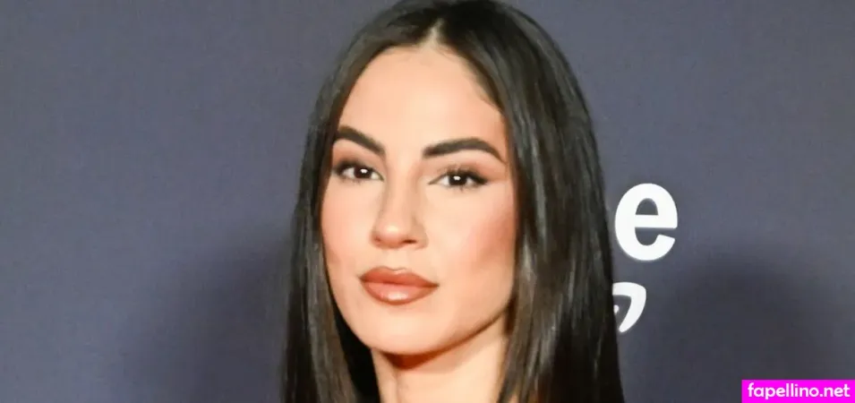 Giulia Delellis OnlyFans Thumbnail #AL2rVSPp0W