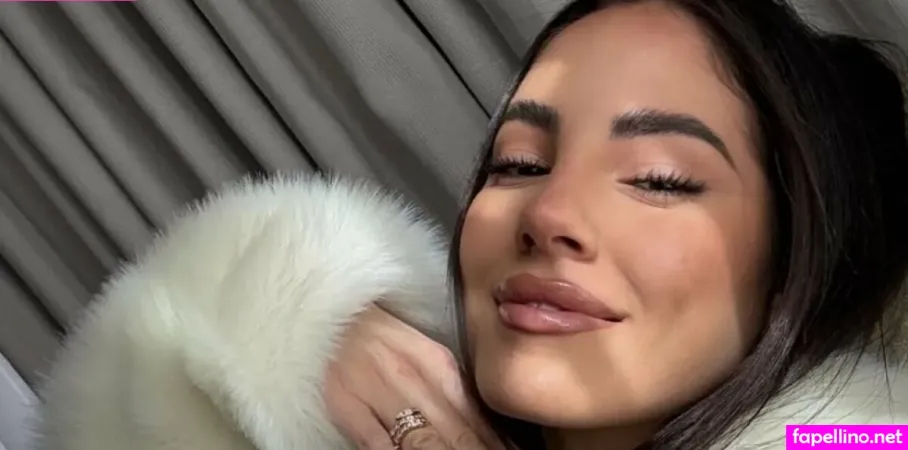 Giulia Delellis OnlyFans Thumbnail #Ng5mbSZAn8