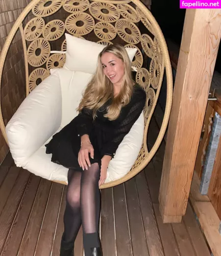 Giulia Gwinn OnlyFans Thumbnail #RBFQiLd82m