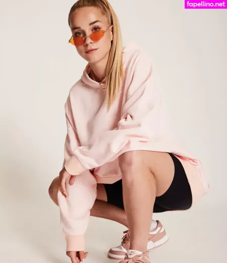 Giulia Gwinn OnlyFans Thumbnail #hRGqM6kOMW