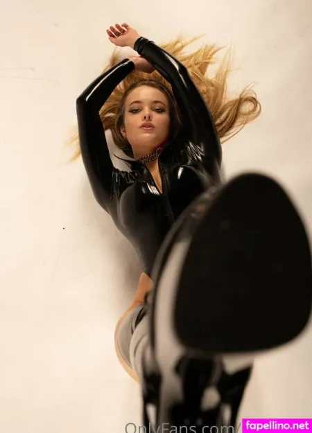 Giulia Hmb OnlyFans Thumbnail #Hh7xB3vhFW