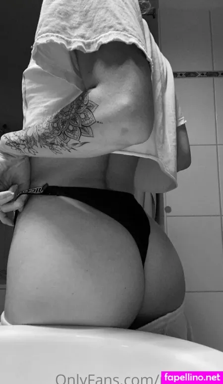 Giulia Hmb OnlyFans Thumbnail #tYljzPutfY