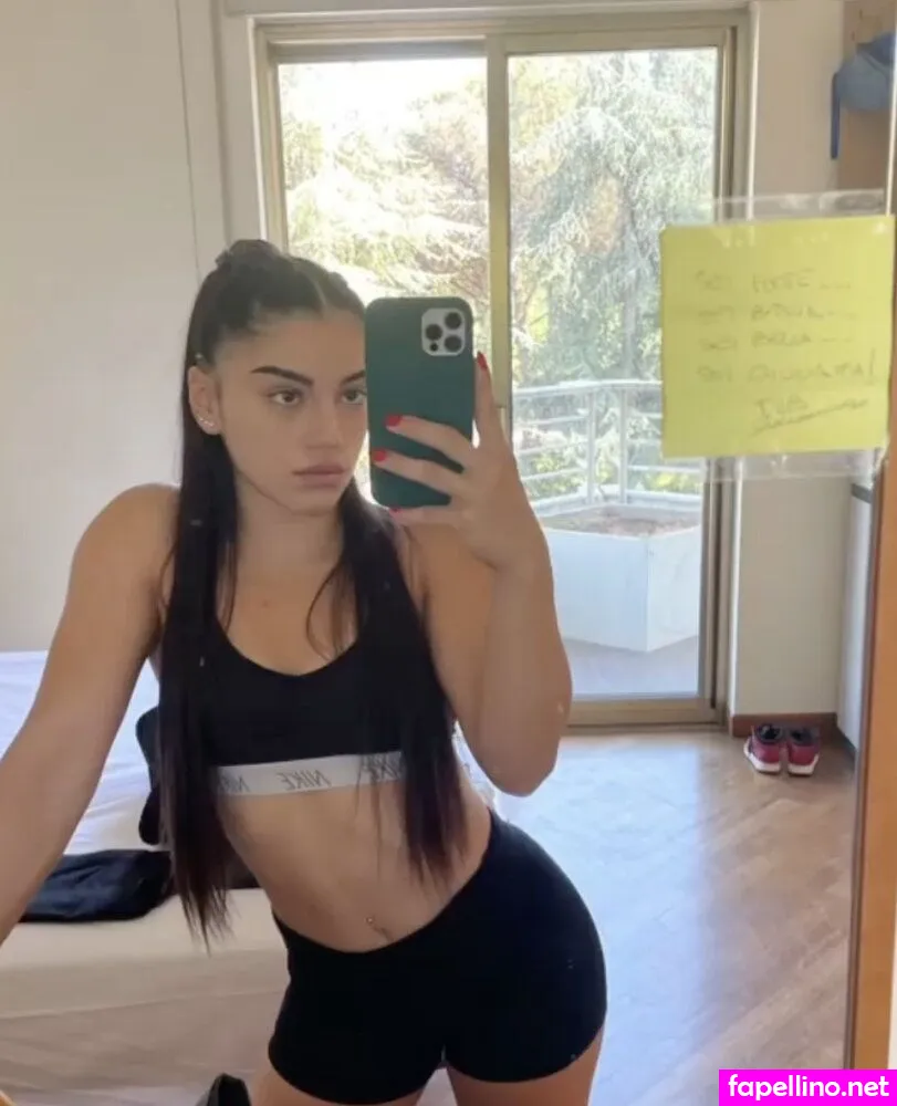 giuliaimperioo Nude Leaked OnlyFans Photo #4gZ7JRSs2A