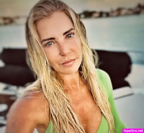 Giulia Siegel OnlyFans Thumbnail #0QodLCF7lg