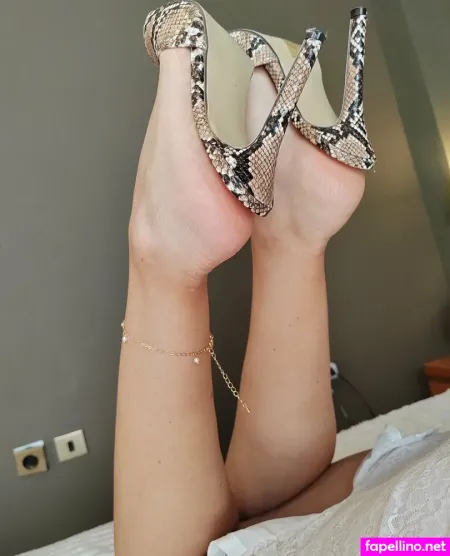 Giulianared OnlyFans Thumbnail #1lurxQ9hw9