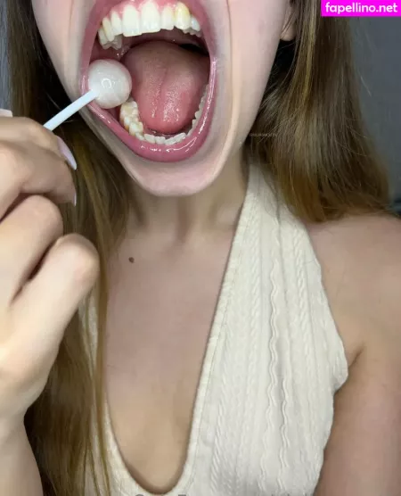 Giuliasmouth OnlyFans Thumbnail #e6OJt6QgOZ