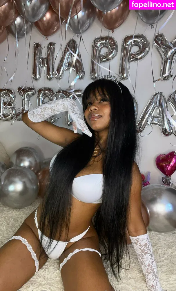 giuliavale24, giuliavalencia Nude Leaked OnlyFans Photo #R7bZjdXXEm