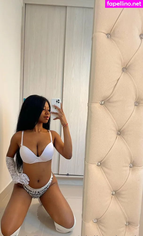 giuliavale24, giuliavalencia Nude Leaked OnlyFans Photo #jpGITmLqD7