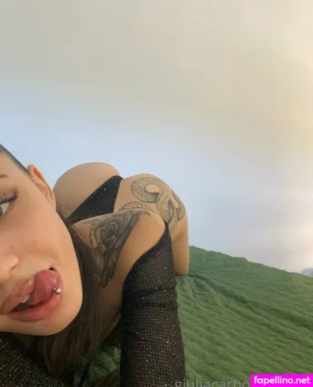 Giulieeet OnlyFans Thumbnail #v8faJpU6s5
