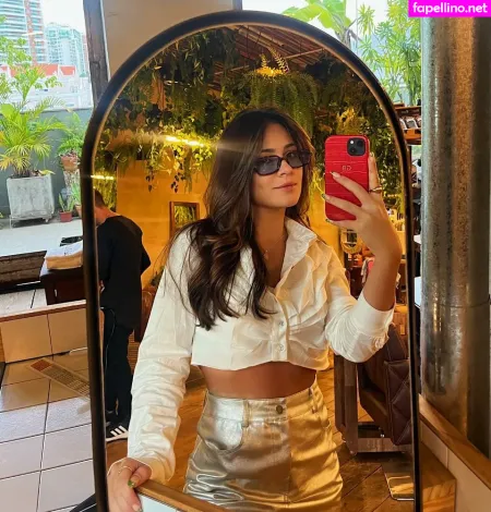 Giullia Buscacio OnlyFans Thumbnail #l4k6op2c3h