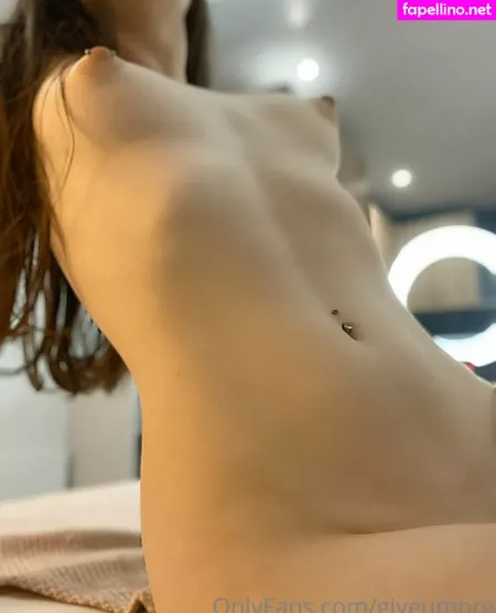 Giveumore OnlyFans Thumbnail #w8ErItQWem