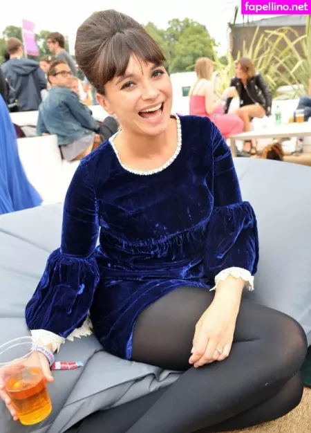 Gizzi Erskine OnlyFans Thumbnail #lq2RiCg7tW