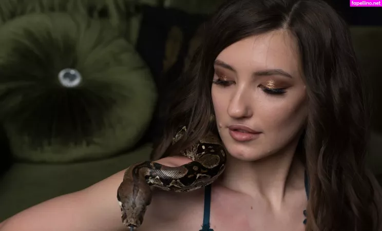 Gjane OnlyFans Thumbnail #uUFj9Hr8HK