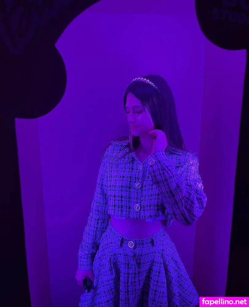 gladysbanbury Nude Leaked OnlyFans Photo #j5xv5oCR3s