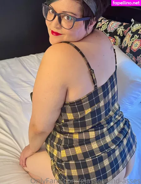 Glasses And Asses OnlyFans Thumbnail #JLwg19rmeX