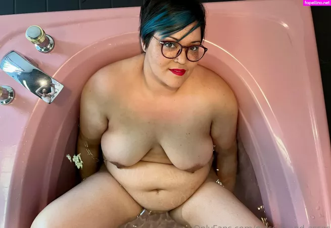 Glasses And Asses OnlyFans Thumbnail #NQySjdAS58