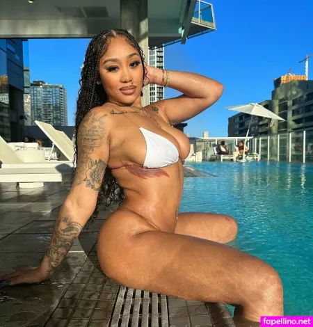 Glazedbae OnlyFans Thumbnail #4ylNyKyHqS