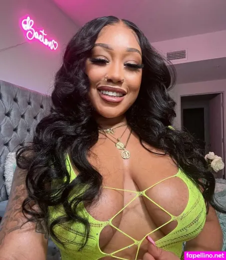 Glazedbae OnlyFans Thumbnail #UUQu1yzy7K