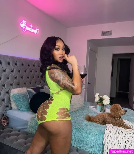 Glazedbae OnlyFans Thumbnail #zJCTczlg9m