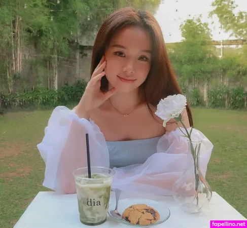 Glenda Wongso OnlyFans Thumbnail #de8Ae90Sjd